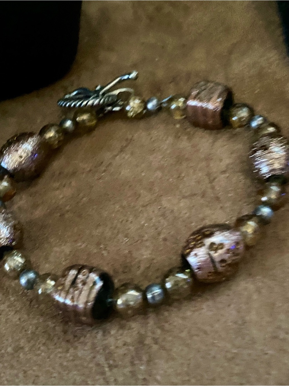 Multi-Strand Chunky Pink,Tan,GreenBrown & Rose gold interlocking circle necklace - Picture 10 of 10